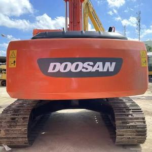 Excavadora hidráulica de cadenas Doosan DX220 usada original de Corea, excavadora mediana de 22 toneladas para movimiento de tierras y construcción de canteras - Product Image 2