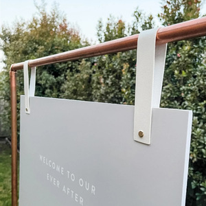 Simple and stylish PU leather nameplate <b>hooks</b>, suitable for weddings, birthday parties, and anniversaries. - Product Image 1