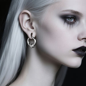 Evorte Totenkopf-Ohrstecker & Tunnel-Schmuck aus 316L Chirurgenstahl Schwarz/Vergoldet Pfeilspitzenform Unisex Körperpiercing - Product Image 5