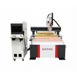 Venta Directa <span class=keywords><strong>de</strong></span> Fábrica <span class=keywords><strong>de</strong></span> Máquina <span class=keywords><strong>de</strong></span> Corte <span class=keywords><strong>de</strong></span> Madera CNC <span class=keywords><strong>con</strong></span> Husillos <span class=keywords><strong>de</strong></span> Cambio <span class=keywords><strong>de</strong></span> Herramienta 1530 ATC, Máquina Router CNC - Product Image 1