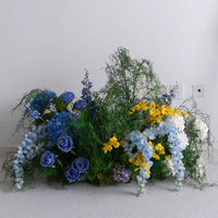 Décor de forêt enchantée passerelle Design extérieur décor d'événement bleu hortensia allée fleurs mariage verdure centres de table de fleurs