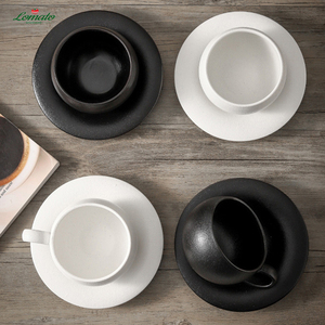 Taza <span class=keywords><strong>de</strong></span> <span class=keywords><strong>Café</strong></span> <span class=keywords><strong>de</strong></span> Cerámica Negra y Blanca Estilo Japonés <span class=keywords><strong>de</strong></span> 300 ml, Retro, Mate, con Platillo, Forma <span class=keywords><strong>de</strong></span> Huevo, para Latte, <span class=keywords><strong>Café</strong></span>, Leche, Té - Product Image 4