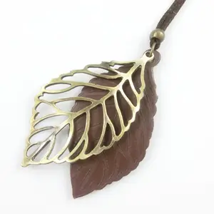 2024 Boho Vintage Necklace PU Leather Necklace Leaf Pendant Layered Western Bohemian Jewelry for Women Girls