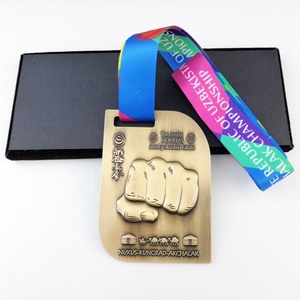 ผู้ผลิตเหรียญรางวัล ขายส่งเหรียญรางวัลโลหะเคลือบสีแบบ 3 มิติ เหรียญรางวัลทองคำ ถ้วยรางวัลและเหรียญรางวัลแบบกำหนดเองสำหรับคิกบ็อกซิ่ง คาราเต้ เหรียญรางวัลระดับนานาชาติ - Product Image 4