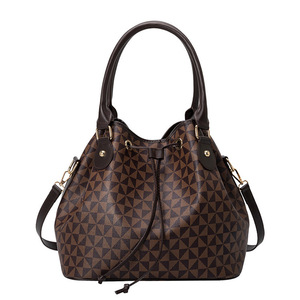 <span class=keywords><strong>Sac</strong></span> à bandoulière coréen pour <span class=keywords><strong>femme</strong></span>, grande capacité, <span class=keywords><strong>sac</strong></span> <span class=keywords><strong>fourre</strong></span>-<span class=keywords><strong>tout</strong></span> pour <span class=keywords><strong>femme</strong></span>, <span class=keywords><strong>sac</strong></span> à cordon de serrage, <span class=keywords><strong>sac</strong></span> de créateur, vente en gros directe d'usine - Product Image 3