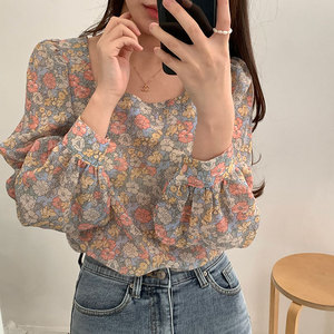 热销柔软透气女式花卉方领泡泡长袖雪纺衬衫 - Product Image 1