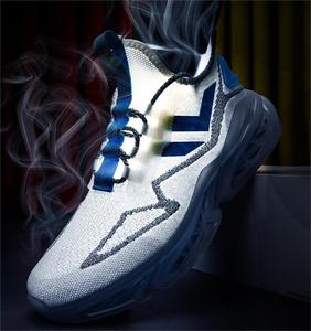 Giày thể thao nam thời trang 2024, kiểu dáng năng động, thoải mái, thích hợp cho chạy bộ, đi bộ và tập luyện. - Product Image 3