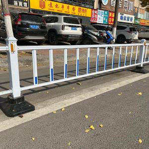 Garde-corps routier en stock avec dimensions personnalisées et profilé à froid pour pont - Product Image 5