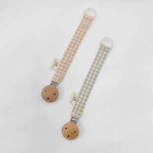 Attache-sucette en coton biologique pour bébé avec bois de hêtre matériau sûr pour bébé Style de tissu Clips pour enfants aide à garder la sucette en sécurité pour les tout-petits - Product Image 2
