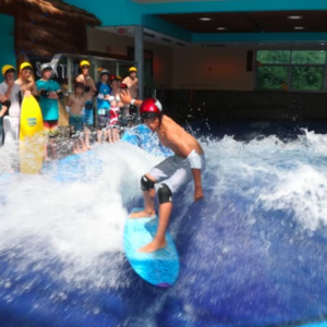El MEJOR SIMULADOR de <span class=keywords><strong>surf</strong></span> para interiores/exteriores de Flowrider de China, equipo de deportes acuáticos para parque de atracciones, equipo de olas para piscina - Product Image 2