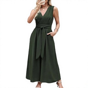 Combinaison longue sans manches en crêpe pour femme, col en V, avec ceinture, couleur unie, coupe ample, décontractée, pour le printemps et l'été - Product Image 4