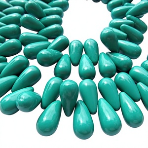 Pierre précieuse turquoise naturelle en forme de goutte d'eau, qualité supérieure, couleur verte, pierre semi-précieuse pour la fabrication de bijoux, fournisseur Gopika - Product Image 1