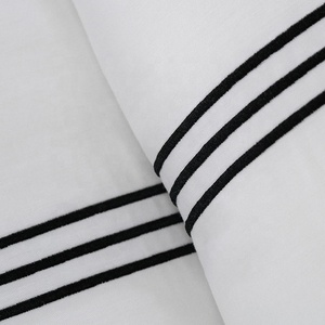 Bộ đồ giường cotton 100% trắng cao cấp với đường viền ba khâu mềm mại và sang trọng - Product Image 5