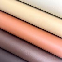 Fournisseur Direct Vente en Gros Imitation Personnalisée Tissu PVC 3D Gaufré Imperméable Ignifuge Résistant à l'Abrasion pour Chaussures et Sacs