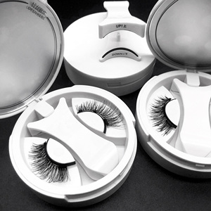 Venta al por mayor de <span class=keywords><strong>pestañas</strong></span> magnéticas de tres ojos personalizadas, <span class=keywords><strong>pelo</strong></span> sintético reutilizable, delineador de ojos con aplicador sin pegamento, modelo CC Curl - Product Image 6