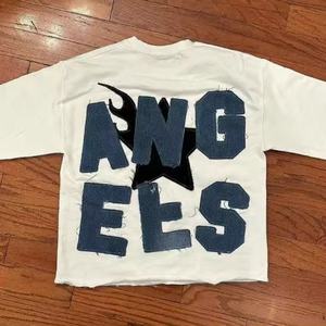 Camiseta de Hombre de Alta Calidad, Personalizada, Orgánica, 100% Algodón, Tejida, Estilo Desgastado, Corte Cuadrado, con Apliques Bordados y Hombros Caídos - Product Image 2