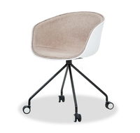 Chaise de bureau de conception personnalisée adaptée au bureau à domicile chaise de bureau multifonctionnelle de concepteur de réception