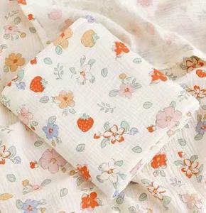 بطانية قطنية مبطنة بطبعة أرنب من الشاش للأطفال الصغار ناعمة للغاية لحديثي الولادة قماط منشفة حمام - Product Image 6