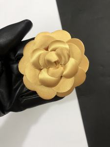 Todos 9cm Grande Elegante Flor Camélia Broche Pinos Pequeno Perfumado Corsage Cabeça Clipe Dual-Use Buckle Plated Jewelry Bag Shoe <span class=keywords><strong>Flower</strong></span> - Product Image 2