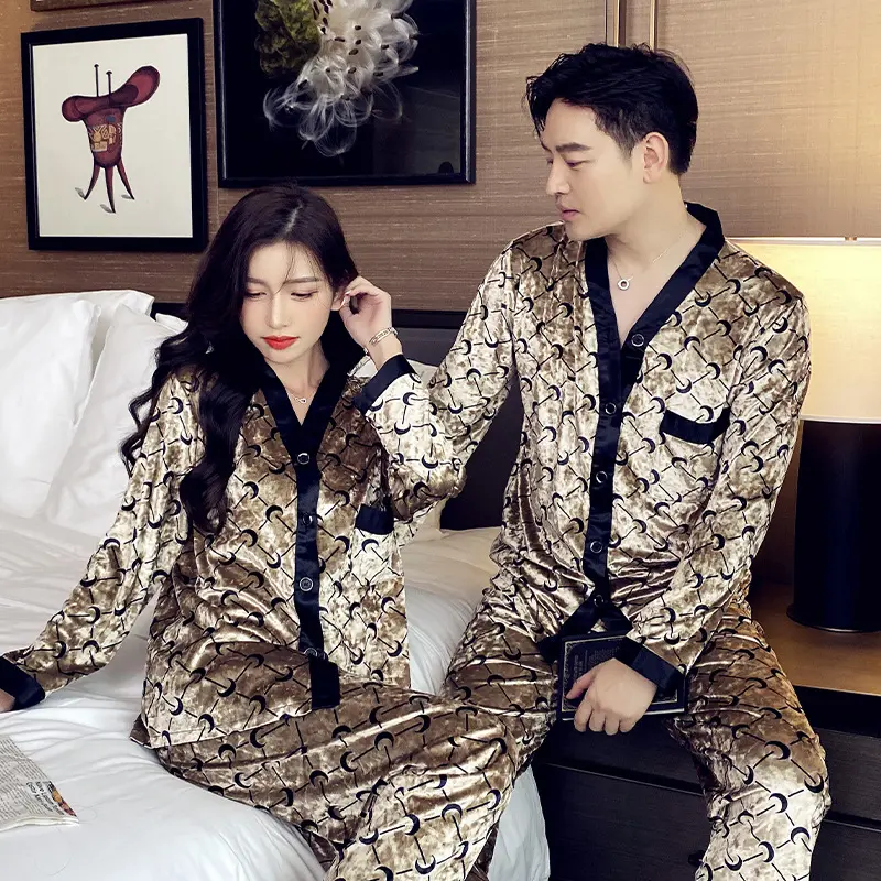 2023 High Quality Women's Pajamas Set Velvet Sleepwear Moon Print Casual Homewear Men Nightwear Luxury Couple Pyjamas Femme