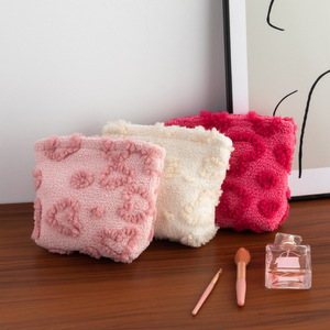 Chất Lượng Cao Du Lịch Xách Tay Mỹ Phẩm Pouch Trường Hợp ABS Ins Phong Cách Trái Tim Túi Dây Kéo Dễ Thương Trang Điểm Tổ Chức Đồng Xu Ví Ngọt Ngào Sang Trọng - Product Image 3