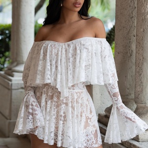 Vestido de Fiesta OEM Personalizado, Nuevo Estilo 2026, Vestido Mini Blanco de Encaje con Hombros Descubiertos para Mujer, Cuello con Doble Volante, Manga Acampanada, Corte en A - Product Image 2