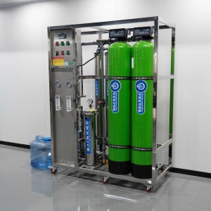 Equipo de Tratamiento de Agua por Ósmosis Inversa Industrial y Comercial, <span class=keywords><strong>Planta</strong></span> de Producción de Agua en Botella y Bolsa - Product Image 4