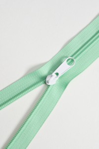 Fabbrica diretta di alta qualità su misura denti normali cerniera in Nylon per la lavorazione dell'indumento accessori - Product Image 2