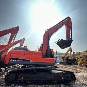 Excavateurs Doosan DX300LC d'occasion de haute qualité de Corée du Sud 30 tonnes d'origine avec composants de base boîte de vitesses et pompe - Product Image 4