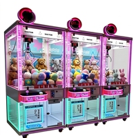 Machine à griffes avec compartiment de rangement supérieur, néon cyberpunk, lumière LED cool, machine à griffes d'arcade pour centre commercial/divertissement, course de machines à griffes