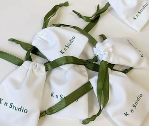 Bolsa de Algodón Blanca con Cordón - Tamaño Personalizable - Tela Resistente - Apta para Almacenamiento Diario - A Prueba de Polvo - Product Image 4