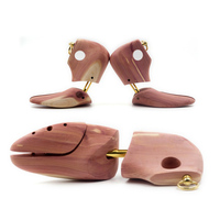 Fabricant de gros arbre à bottes en bois de cèdre rouge réglable personnalisé