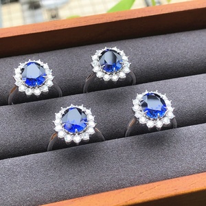 แหวนแต่งงานโมอิสซาไนต์ชุบทอง 18k ประดับด้วยไพลินสีน้ำเงินทรงรี 1 กะรัต/2 กะรัต/3 กะรัต แบบสังเคราะห์ แรงบันดาลใจจาก<span class=keywords><strong>เจ้าหญิงไดอาน่า</strong></span> ดีไซน์แบบวงแหวนเงินแท้ 925 - Product Image 1