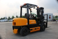 Chariot élévateur diesel V-MAX 3 tonnes avec moteur japonais importé C240 CPCD30 FD30