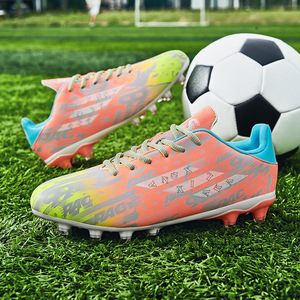 Chaussures de football à tige basse, tige synthétique, semelle extérieure en caoutchouc, semelle intermédiaire en EVA, doublure en mesh pour garçons, entraînement en plein air au printemps - Product Image 3