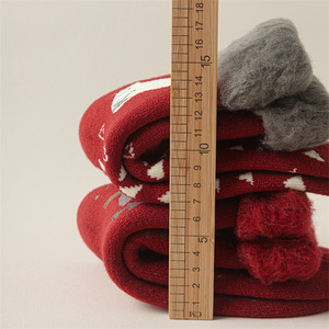 Fleece Lined Thickened Christmas Socks For Women Mid Calf Warm Plush Cartoon Reindeer New Year Red Socks Extra Thick - Product Image 3