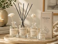 Logo personnalisable 200ml Bouteille d'aromathérapie ronde en verre de luxe Cylindre vide avec quantité minimale de commande bâton 100pcs