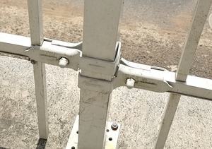 Support de <span class=keywords><strong>poteau</strong></span> de clôture carré en aluminium OUYA de 2 pouces <span class=keywords><strong>pour</strong></span> rail de 1 pouce, <span class=keywords><strong>bois</strong></span> traité sous pression, type naturel - Product Image 5