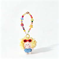 Porte-clés en peluche mignon avec poupée aux cheveux bouclés, bracelet perlé coloré, breloque de sac Kawaii, pendentif de sac à dos multi-styles, cadeau