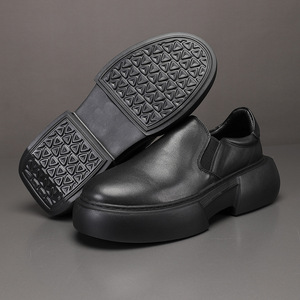 Sandalias de plataforma unisex modernas con suela gruesa, estilo casual de verano, elegantes mocasines de plataforma para mujer, zapatos sin cordones. - Product Image 3