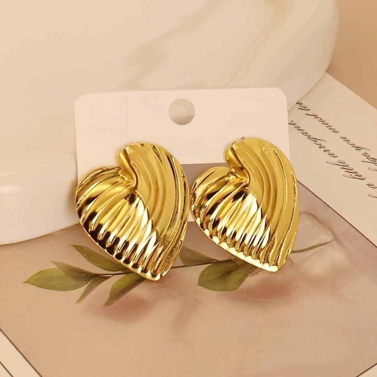 gold heart