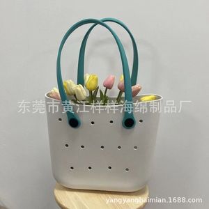 Sac fourre-tout pour femme en EVA, carré horizontal perforé, résistant à l'eau, sac de rangement pour le shopping, printemps 2024 - Product Image 4