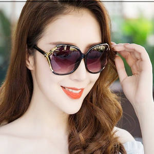 Gafas de Sol con Diseño Floral de Rosas al Estilo Coreano, Montura de Resina, Protección UV400, Lentes Ligeras Categoría 1, Origen Yiwu - Product Image 2