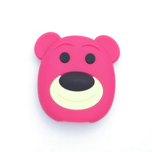 Bonito estuche protector de silicona de dibujos animados accesorio de llavero para llaves de coche Audi paquete completo diseño creativo de moda - Product Image 1