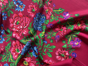 High Quality <strong>100</strong>% <strong>Wool</strong> Scarf Floral Scarf <strong>Shawl</strong> 135x135cm - Product Image 4