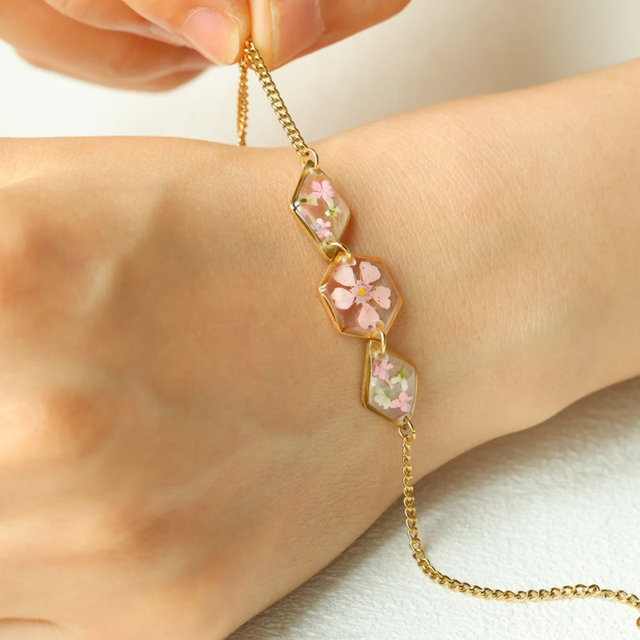 Gold Forget Me Not Resin Dried Flower Bracelets  Stainless Steel Mustard Seed Bracelet Pressed Flower Jewelry  Gift for Women