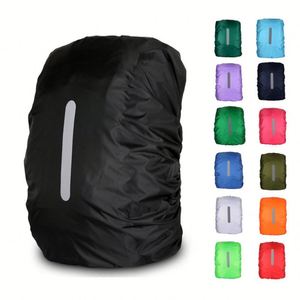 Housse de sac de voyage imperméable et réfléchissante pour la randonnée, le camping et les activités de plein air - Product Image 1