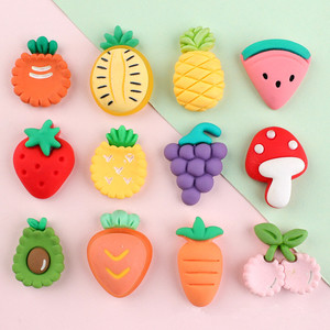 Piña Fresa Aguacates DIY Fruta Horquilla Scrumps Resina Encantos Resina Parte posterior plana Slime Encantos para la decoración - Product Image 1