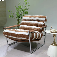 Fauteuil d'appoint moderne de luxe en tissu rayé, écologique et portable, avec base en traîneau chromé, style italien, pour salon