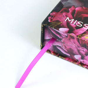 Impresión Offset Personalizada de Novelas a Color con Tapa Dura, Bordes Pintados, Encuadernación Perfecta con Costura por Secciones - Product Image 5